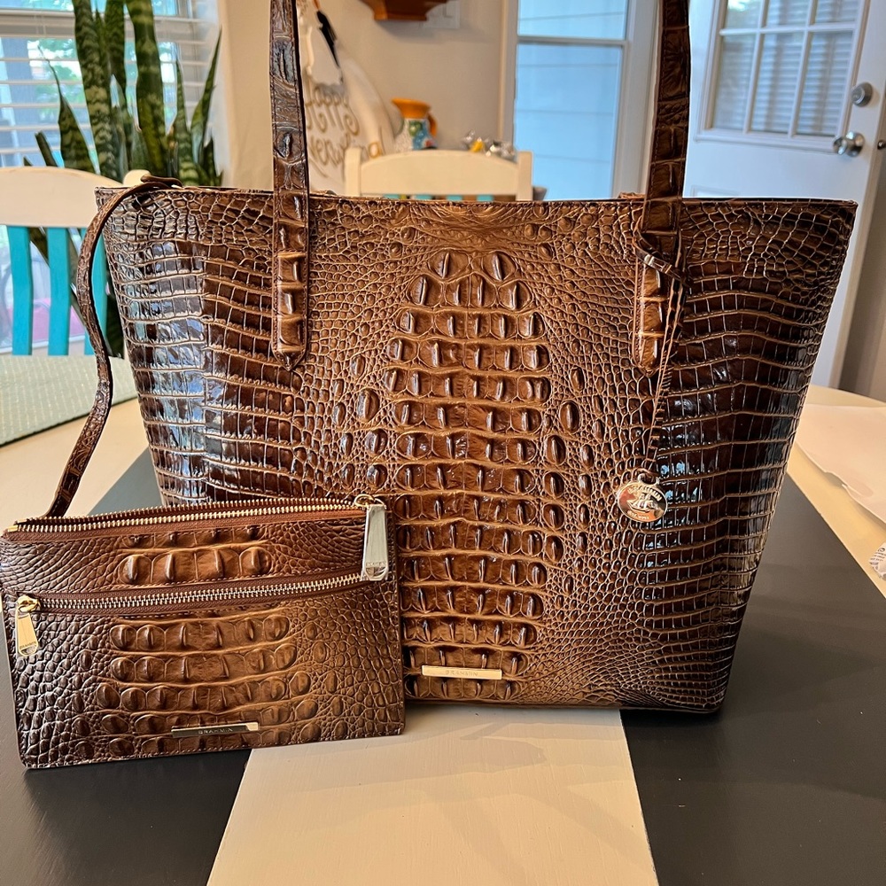 Sold out online! NWT Brahmin Brooke Hazlenut Melbourne